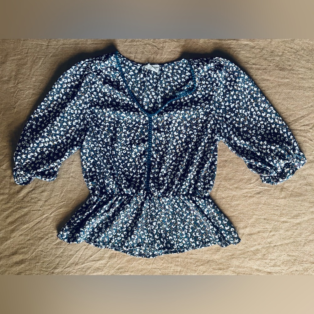Sienna sky, short sleeve, blouse, size: medium, color: blue